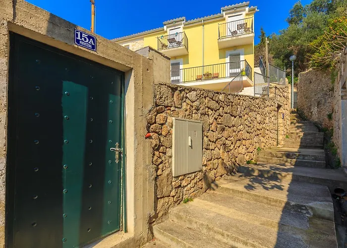 Two Bedroom Sunny Suite
