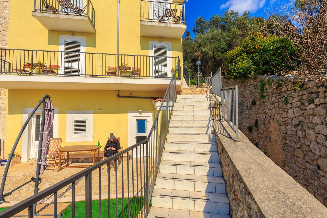Two Bedroom Sunny Apartment